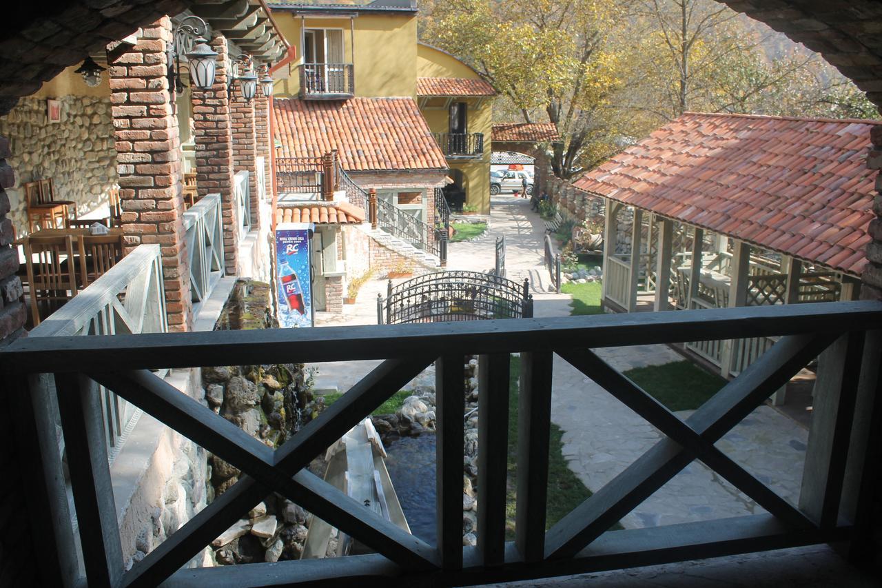 Hotel Restaurant Kakhaberi Bibiliani Luaran gambar