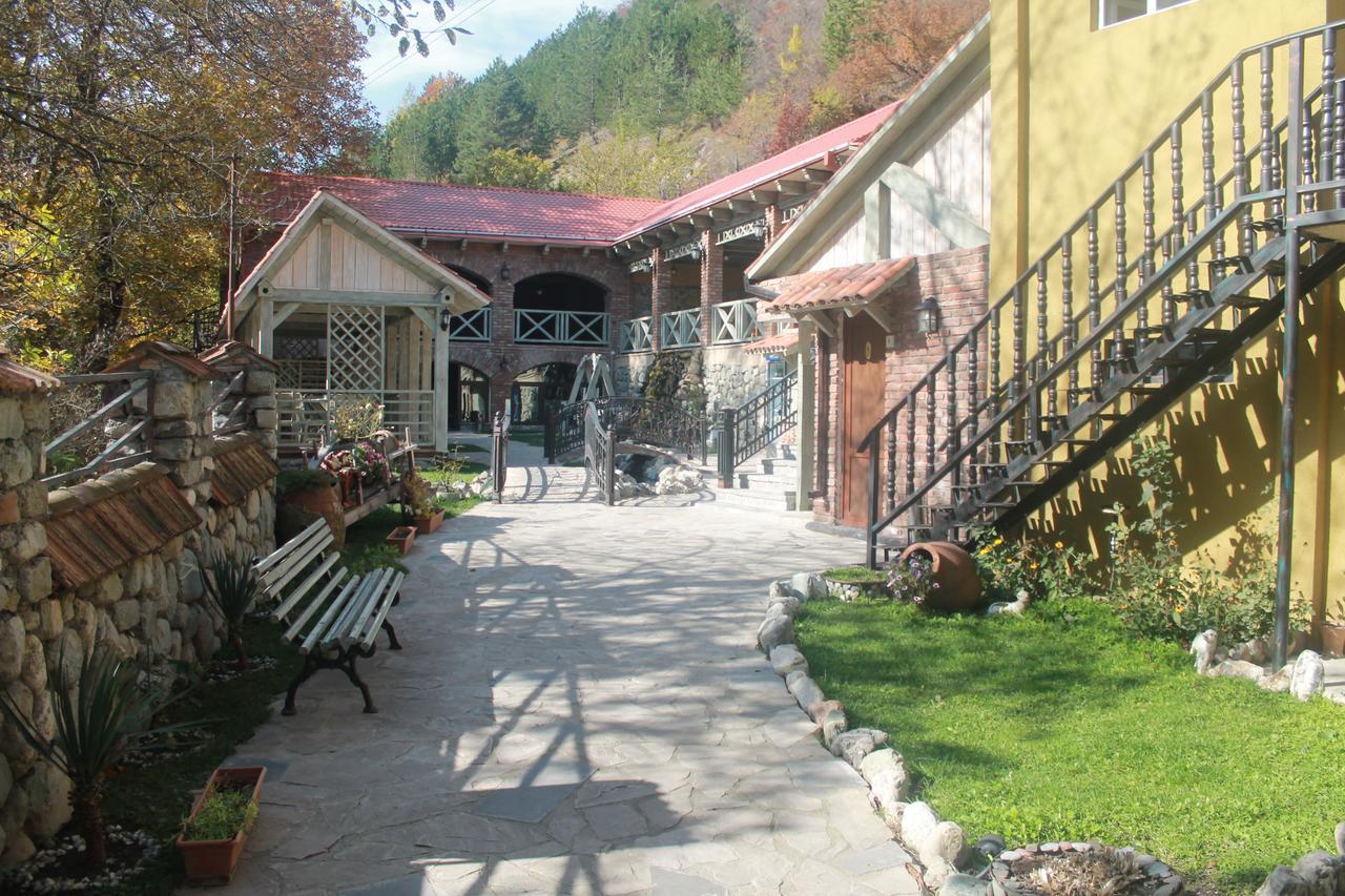 Hotel Restaurant Kakhaberi Bibiliani Luaran gambar